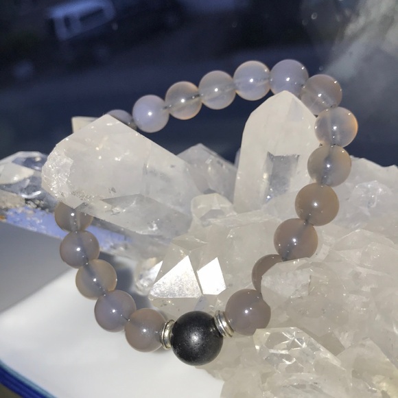 • Security • - Picture 2 of 9